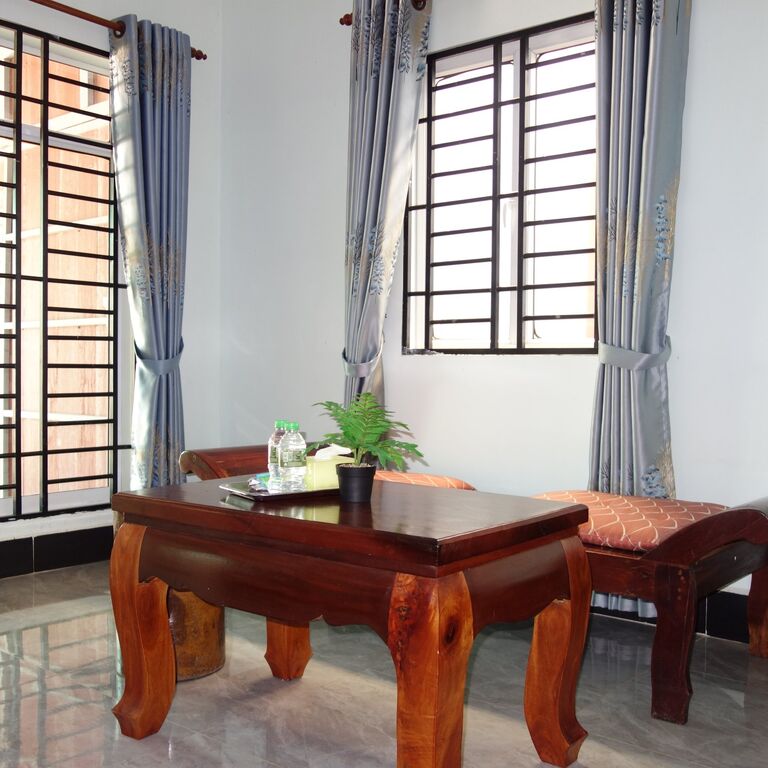 AHHA Bungalow Kampot