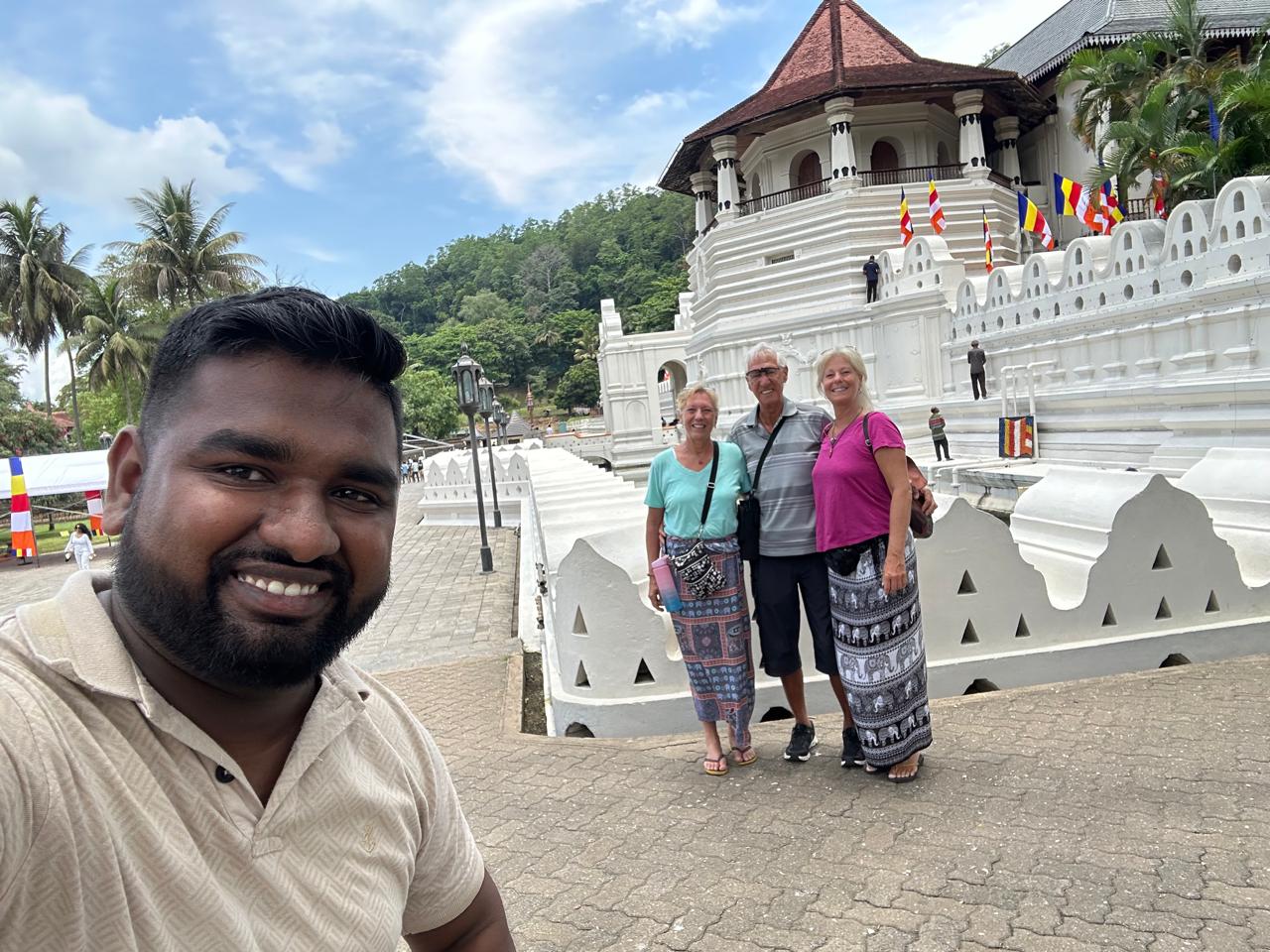 Ranweli Tours (pvt)LTD