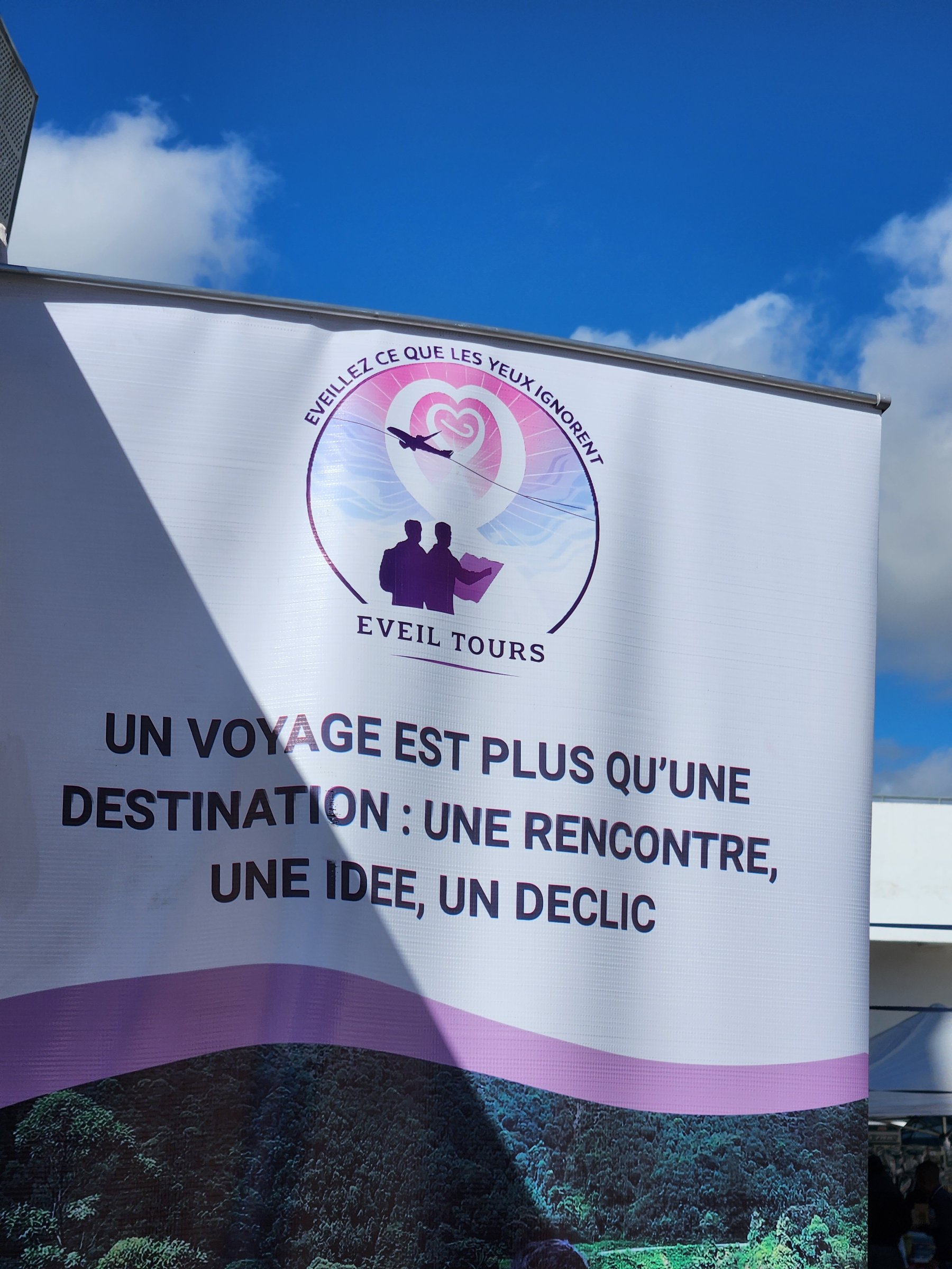 EVEIL TOURS