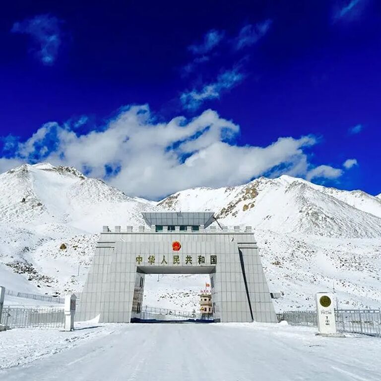 Hunza Trek & Tours
