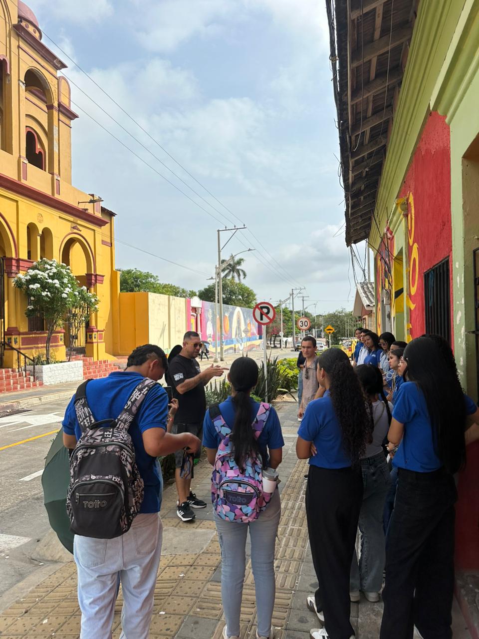 Barrio Abajo Tour