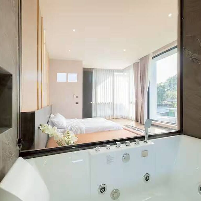 VELOLA LUXURY POOL VILLA