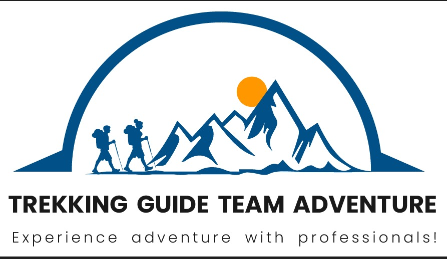 Trekking Guide Team Adventure