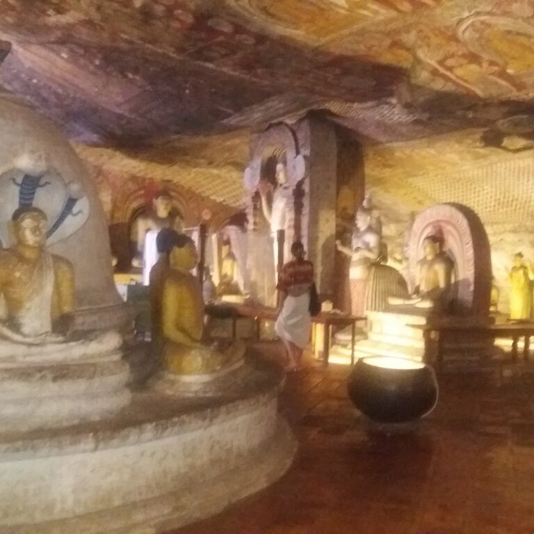 Tuk Tuk Service sigiriya