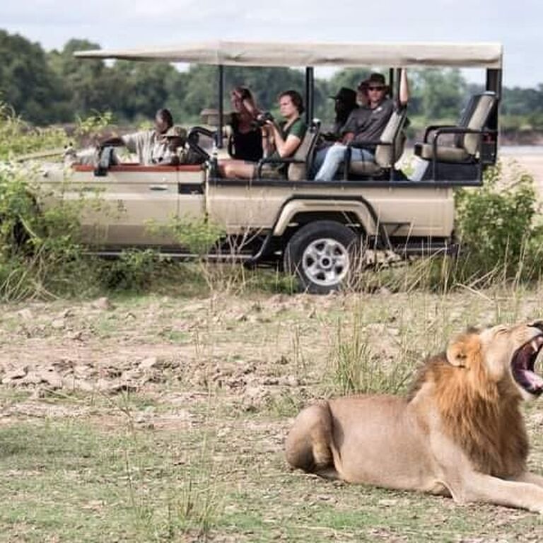 Mlambe Adventure Safaris