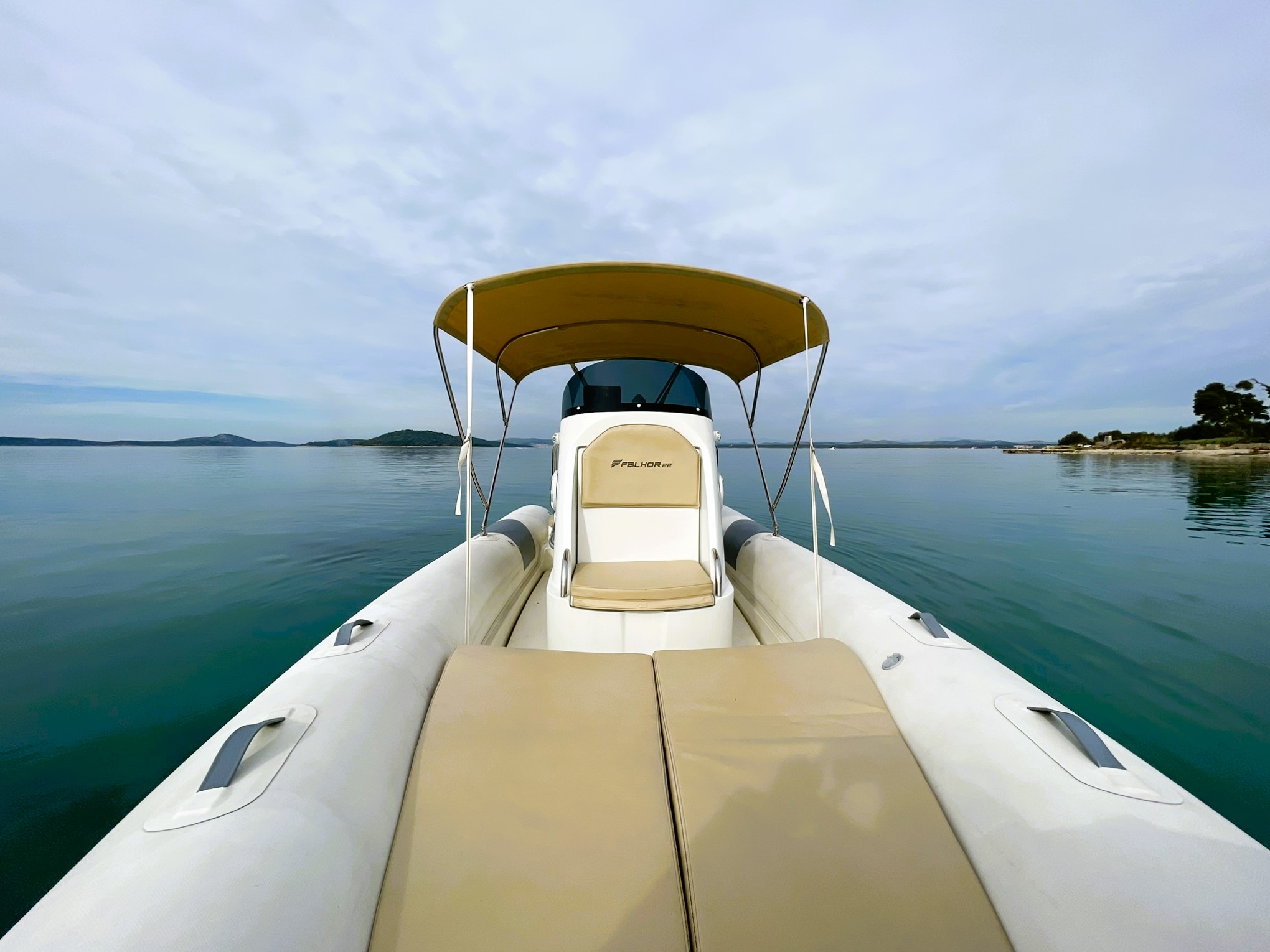 RENT A BOAT "MATE"