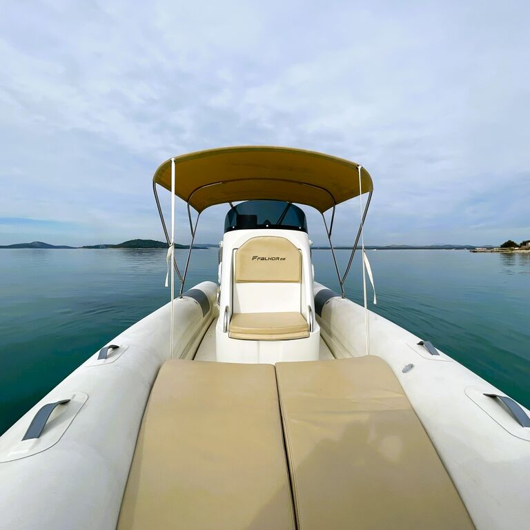 RENT A BOAT "MATE"
