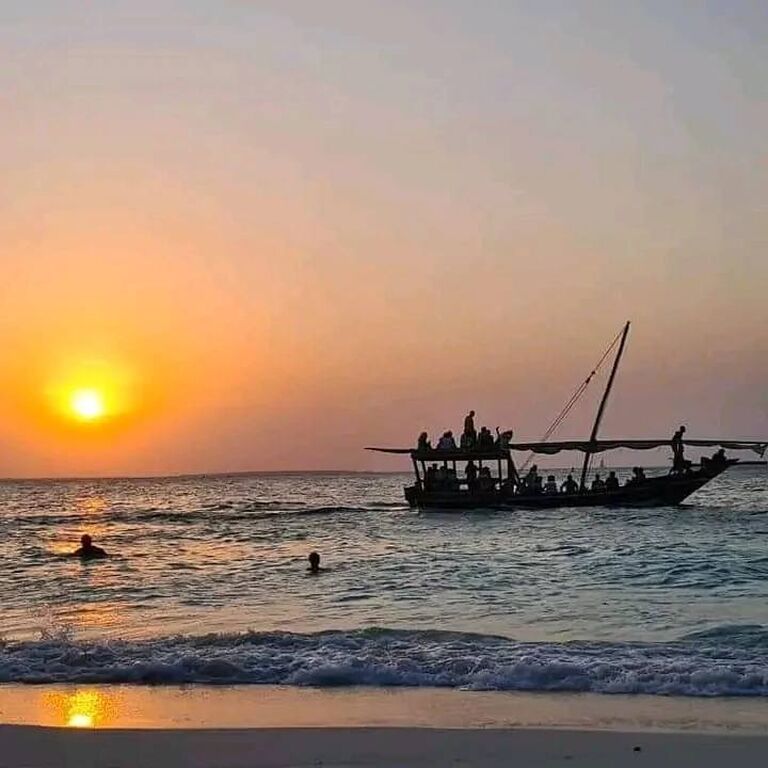 Zanzibar Queen Tours & Safari