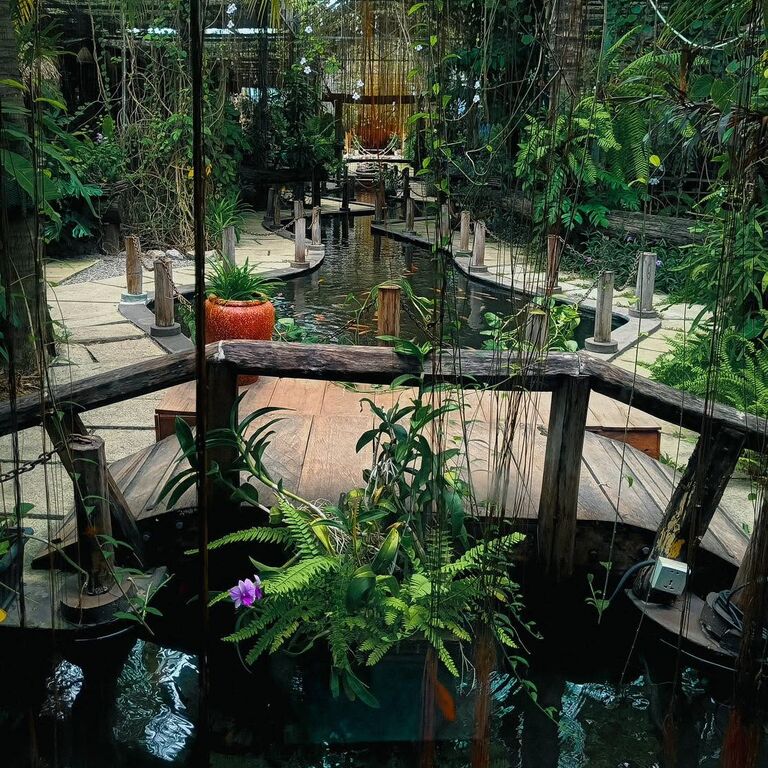 Le Tropique Cafe