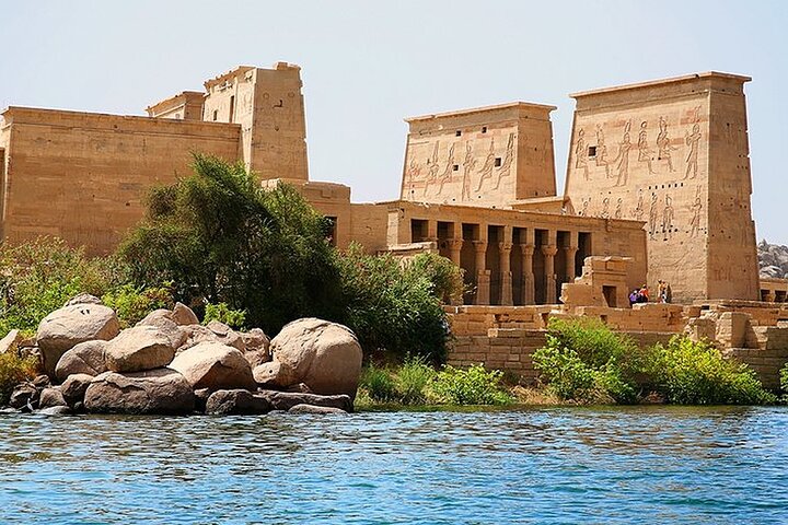 transfer Luxor to Aswan