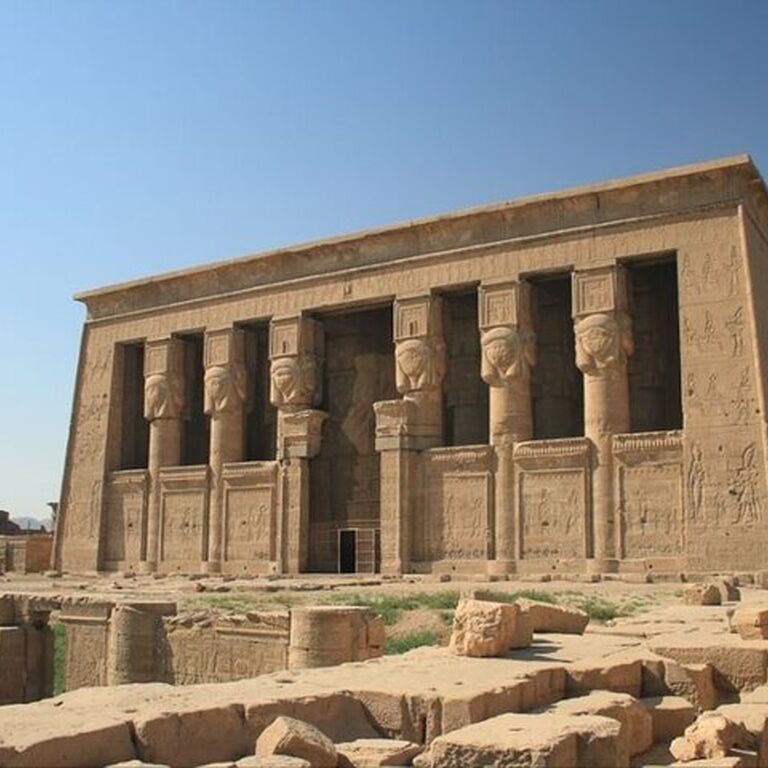 Dendera Temple day Tour