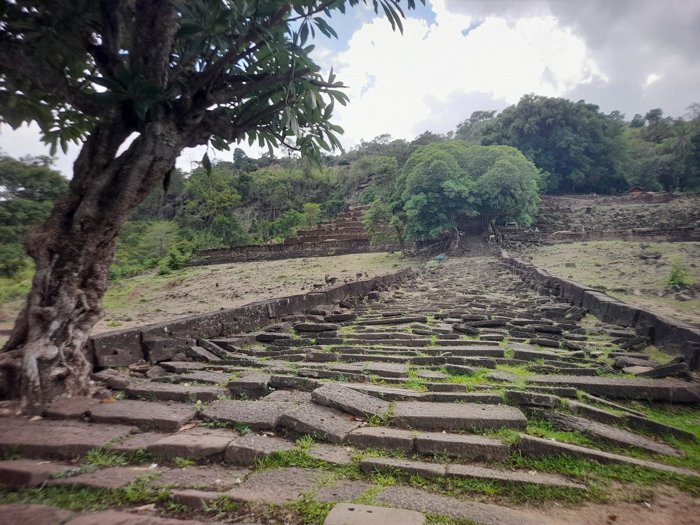 Wat Phu Tour
