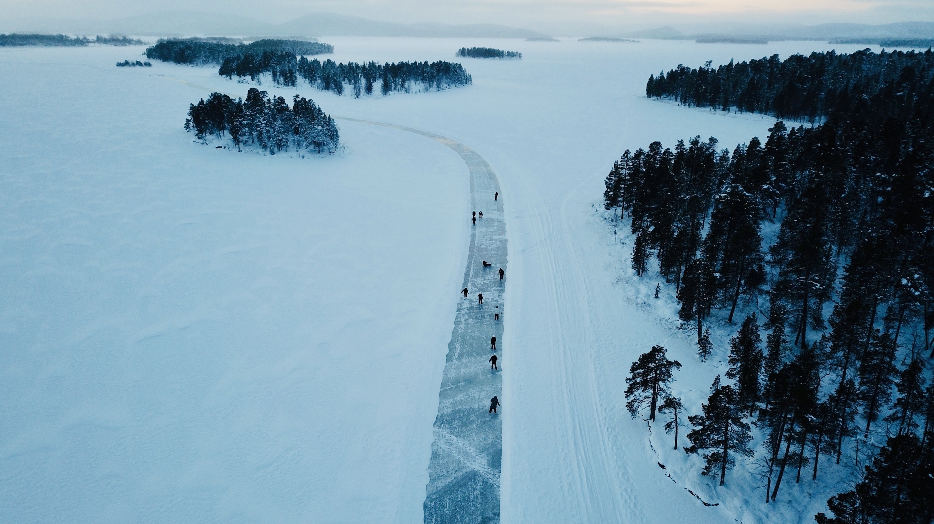 Inari Lake Skating