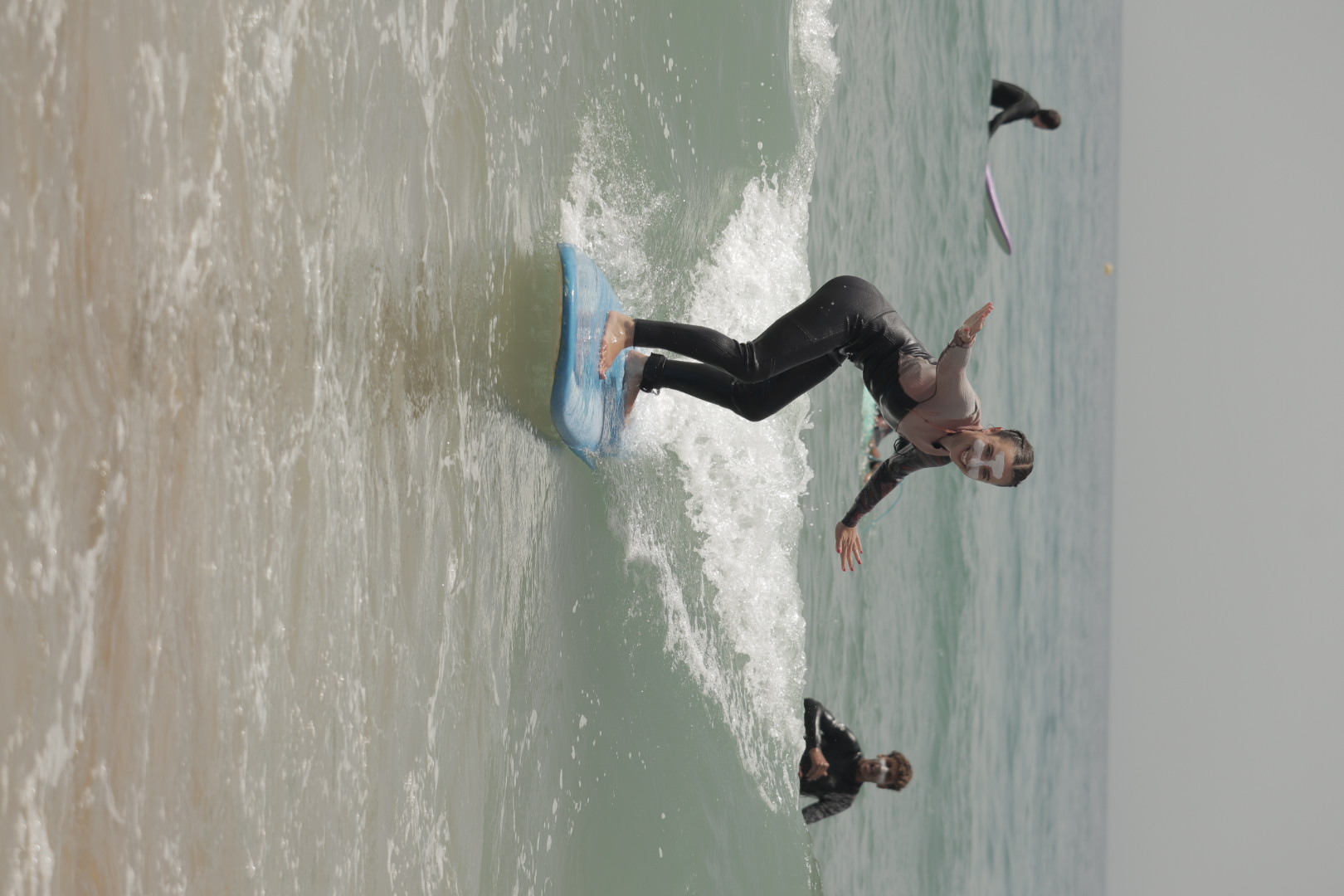 Surfing tamraght