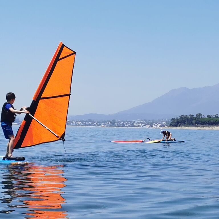 Dynamic Windsurfing