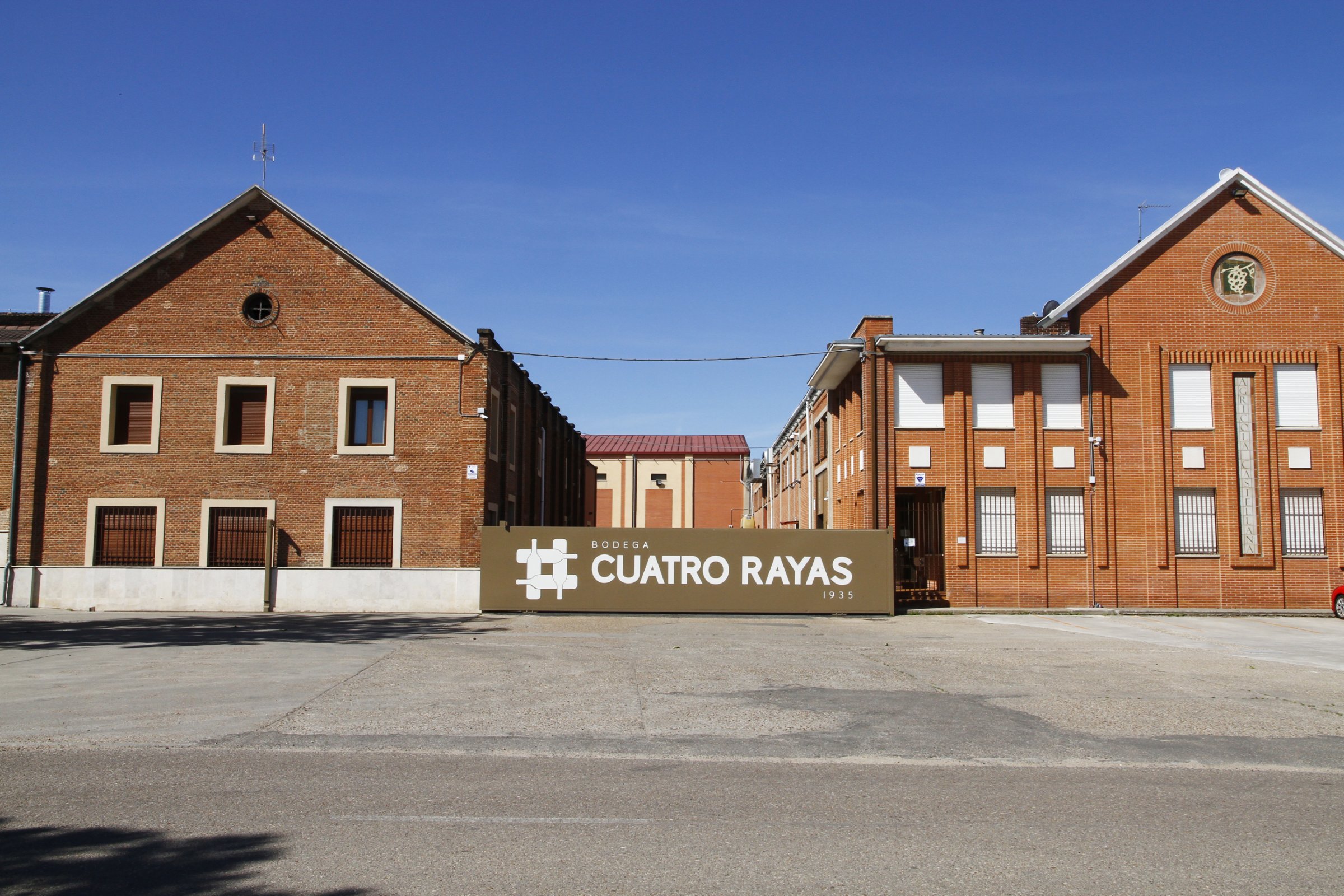 Bodega Cuatro Rayas