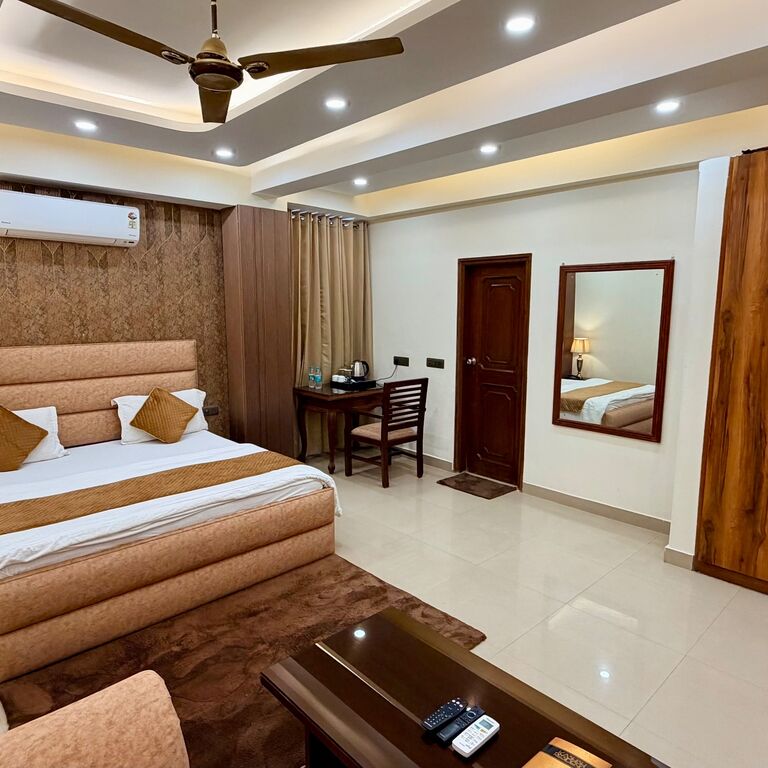 KASHISH RESIDENCY - NOIDA