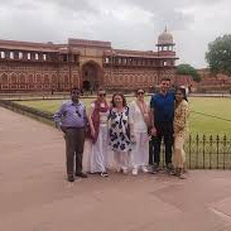 Agra taj holidays