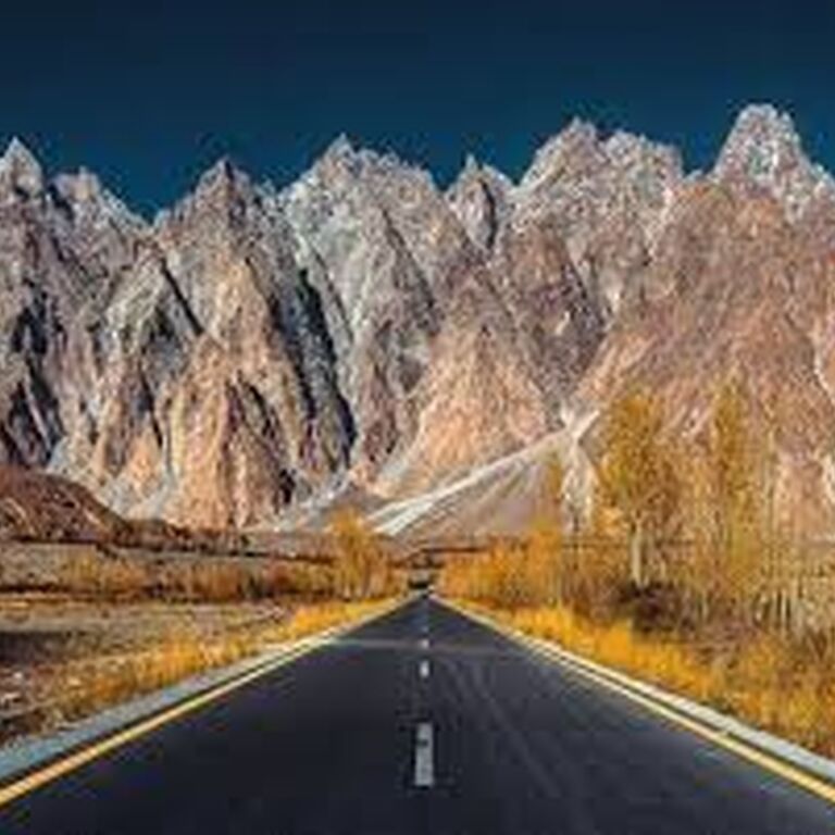 Hunza Trek & Tours