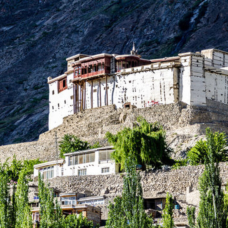 Hunza Trek & Tours