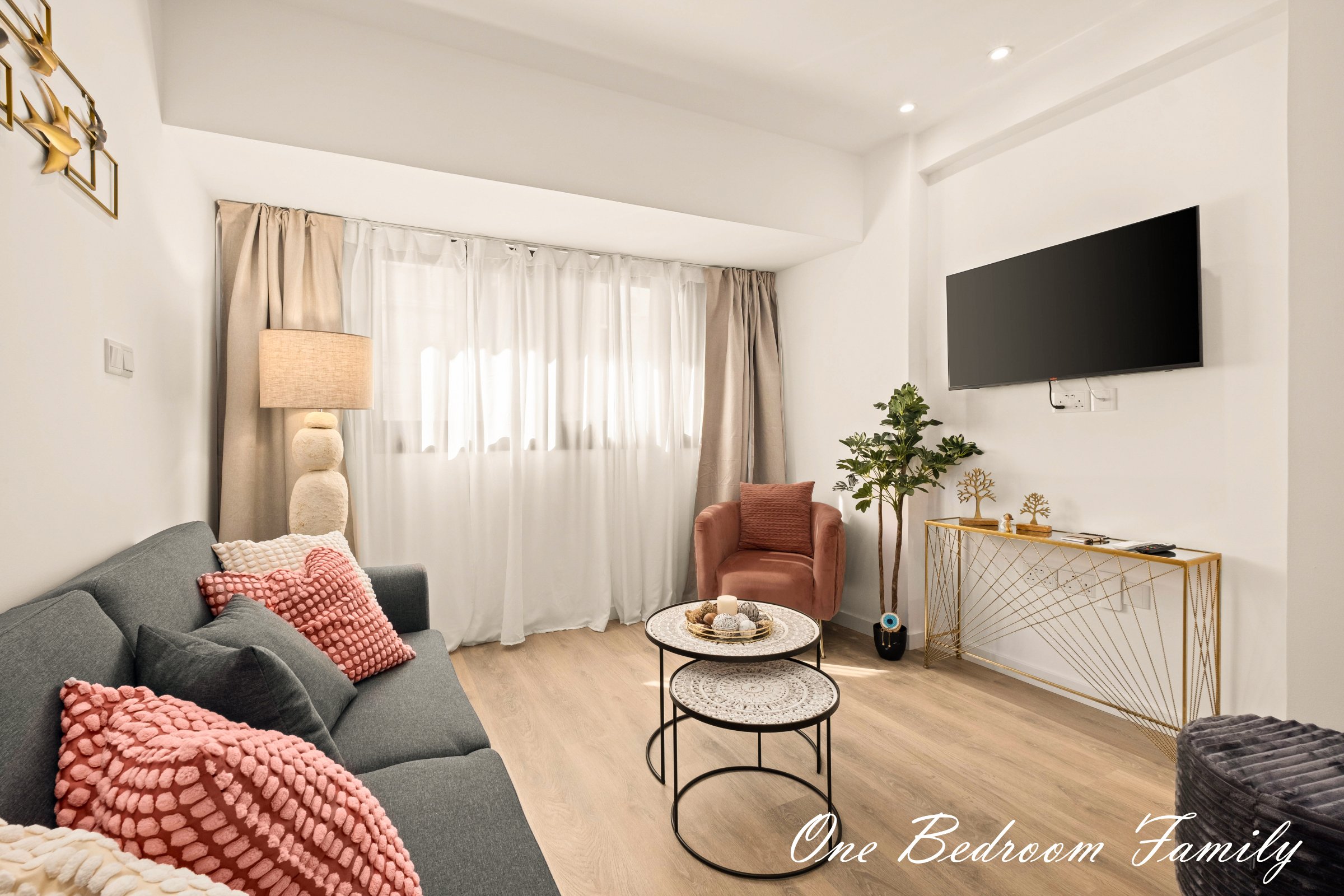 Lazuli Apartments