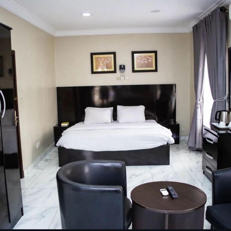 Noah’s Ark hotel and suites