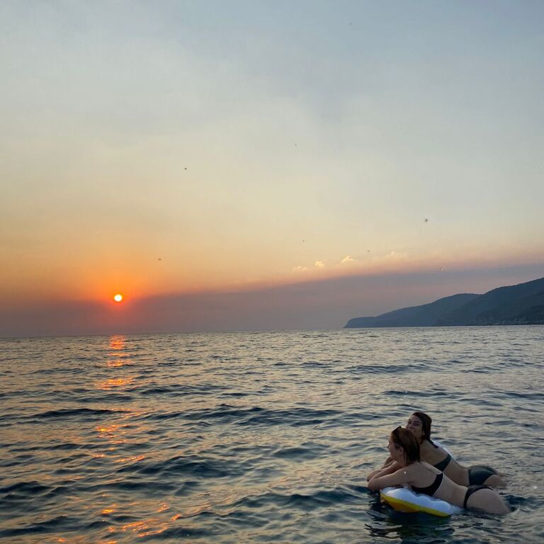 Big blue boat trip Ulqin