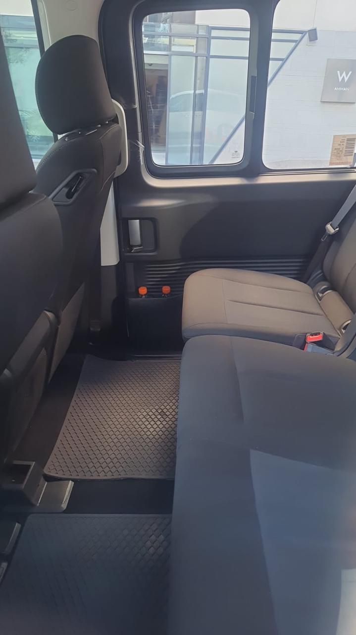 Zahret Al-Lutes Car Rental