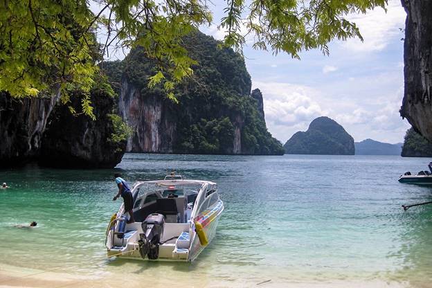 KRABI: Hong Island Snorkeling & Kayaking by Speed Boat with Lunch
