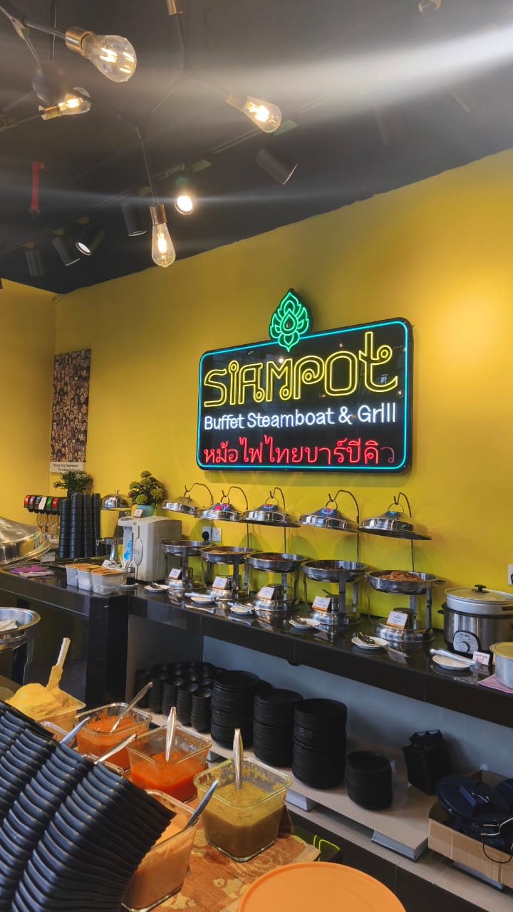 SIAMPOT BUFFET STEAMBOAT GRILL