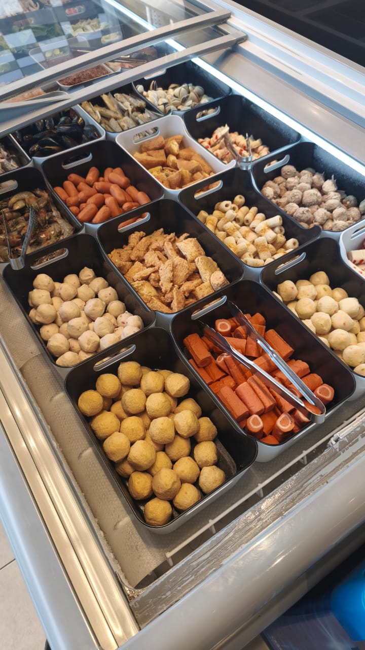 SIAMPOT BUFFET STEAMBOAT GRILL