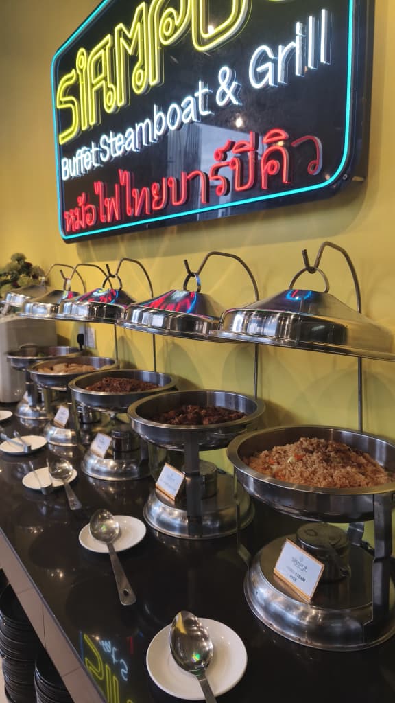 SIAMPOT BUFFET STEAMBOAT GRILL