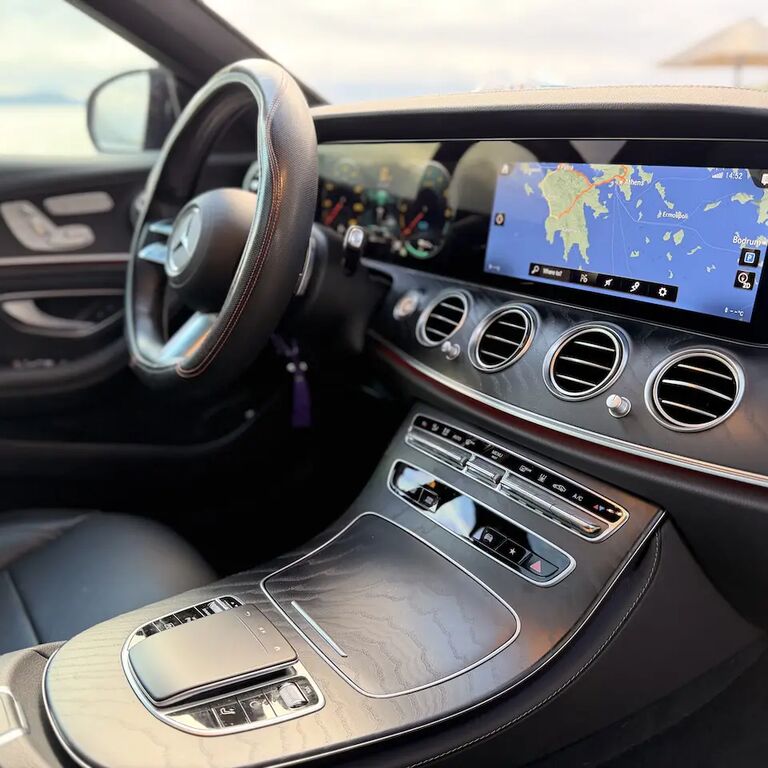 The Greek Taxi: Business Class Transfers & Chauffeur Hire