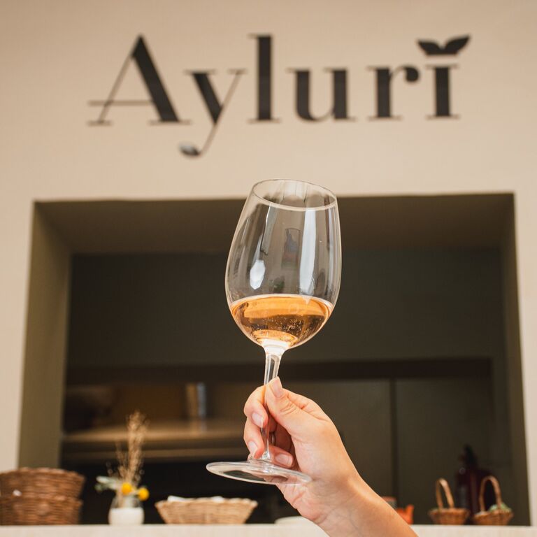 Ayluri