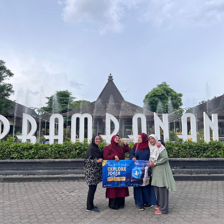 Java Tour Asian