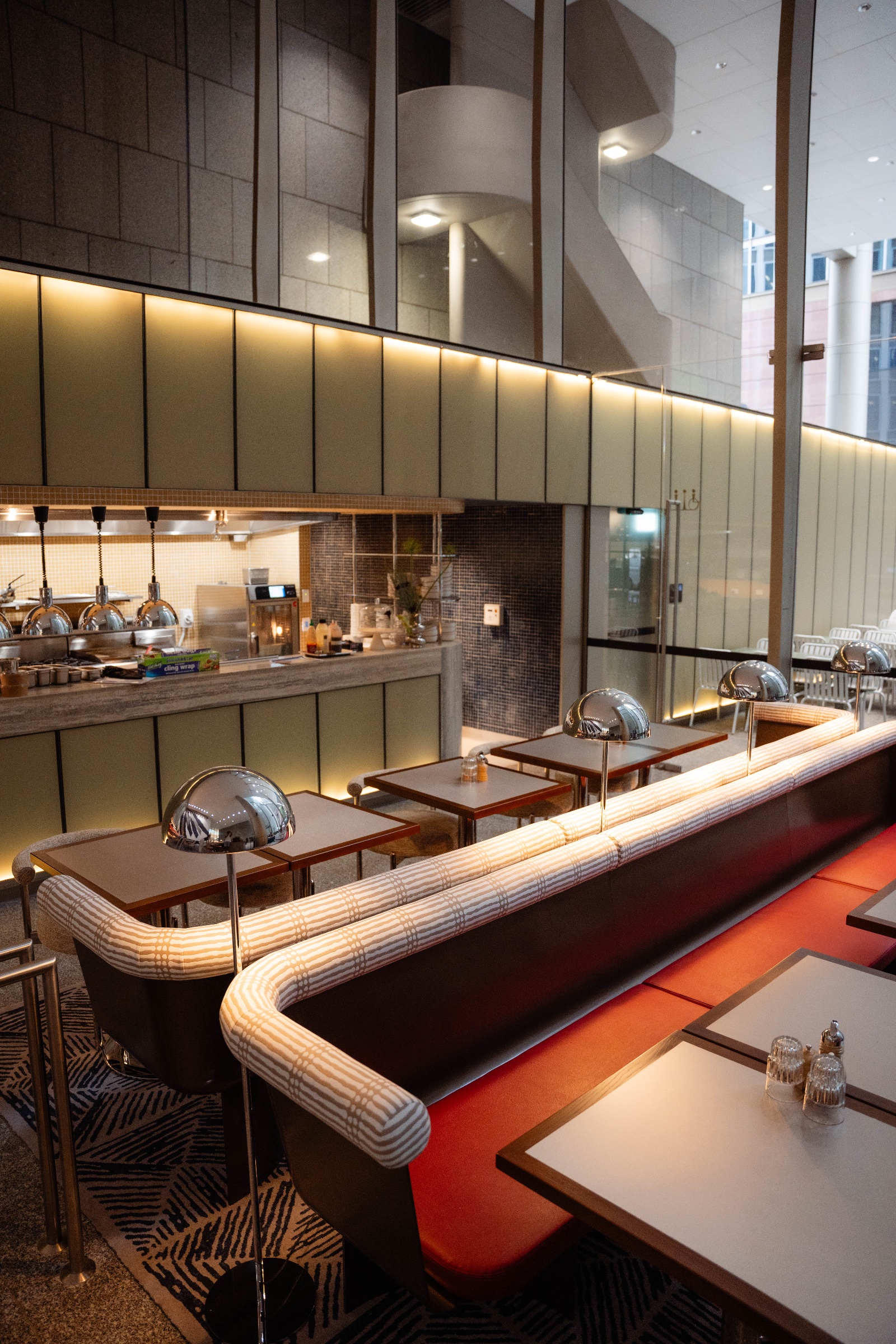 Reaghs Caffe & Bar