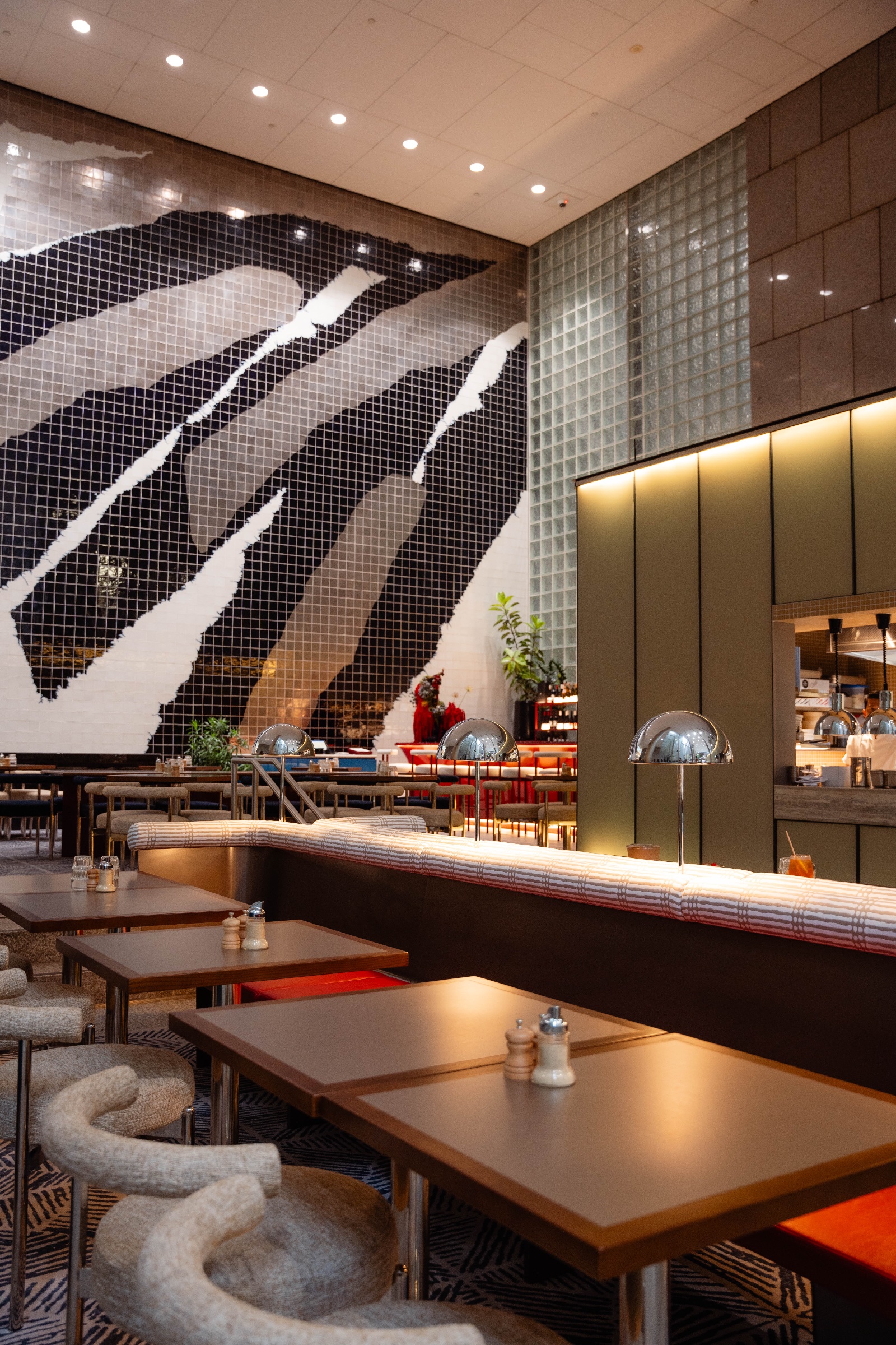 Reaghs Caffe & Bar