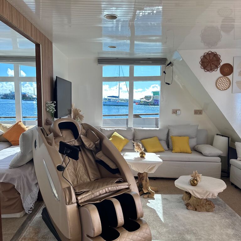Atoll villa