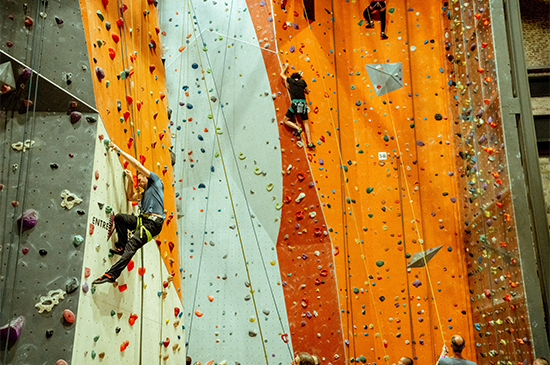 Alpamayo Climbing Center