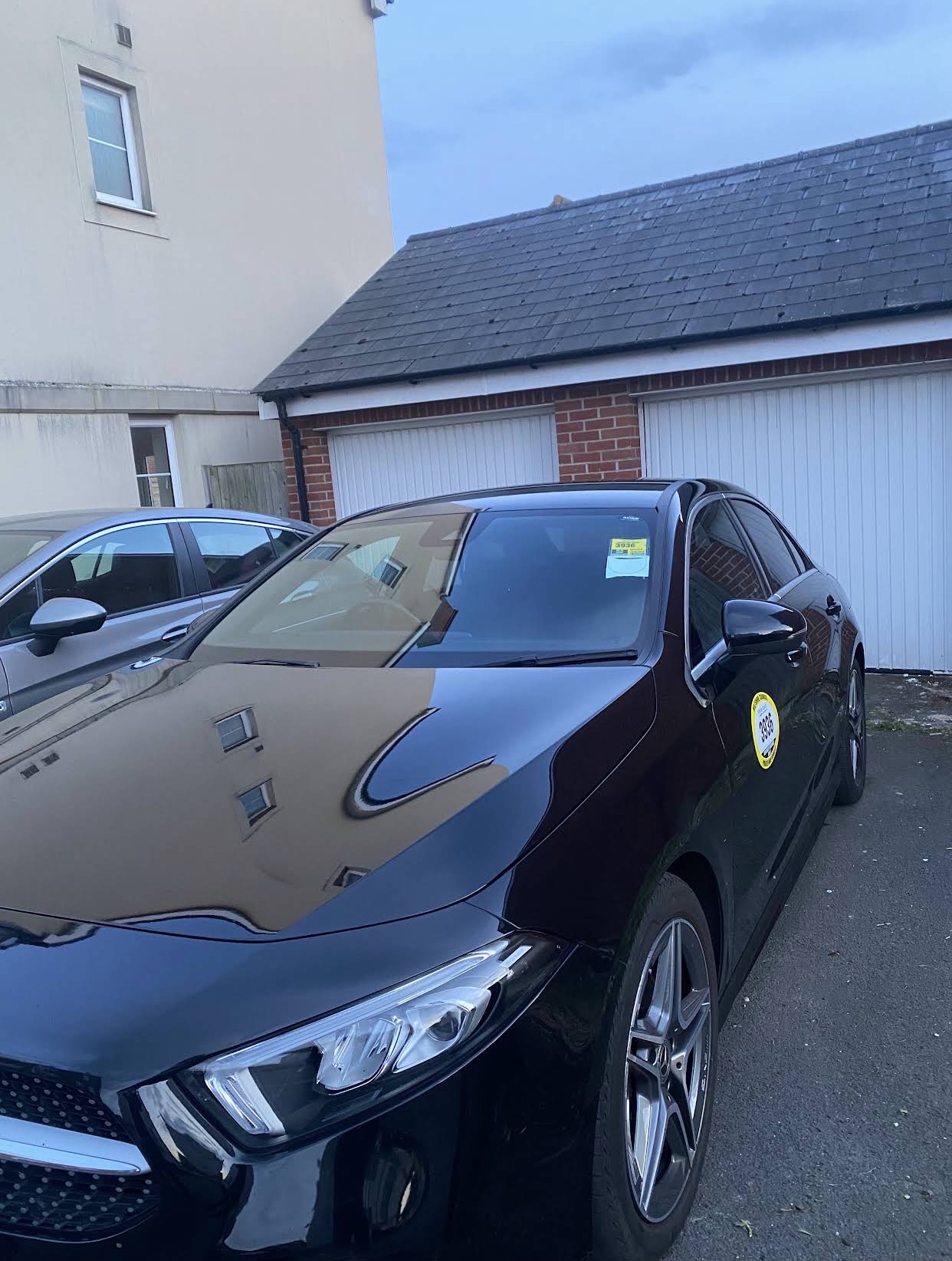 SARUM TAXI SERVICE LTD