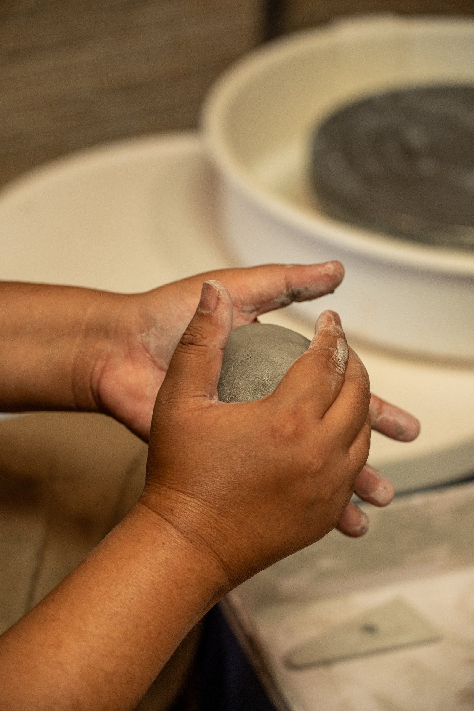 Clay Botik