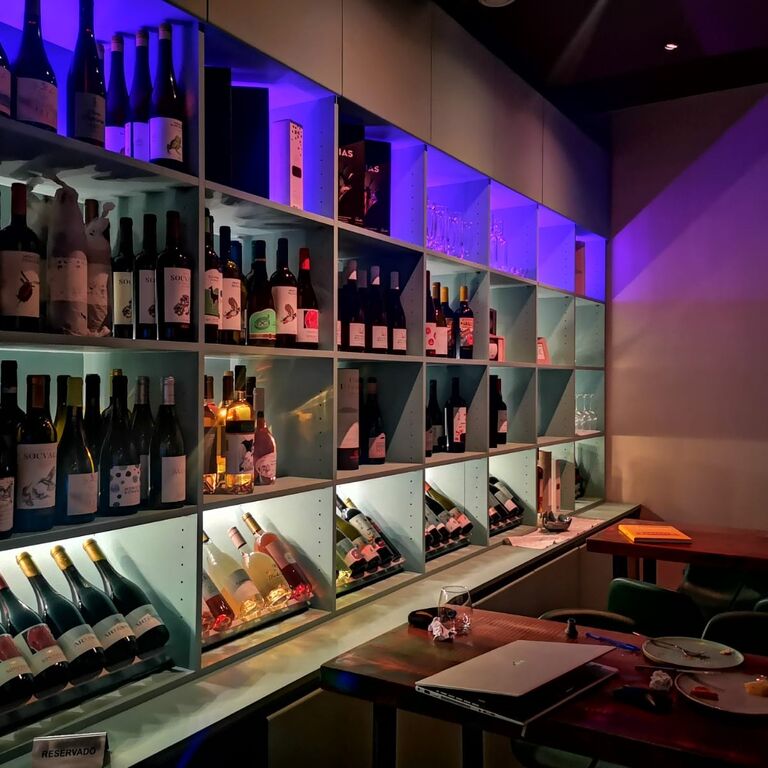 DizTinto Restaurant Wine Bar