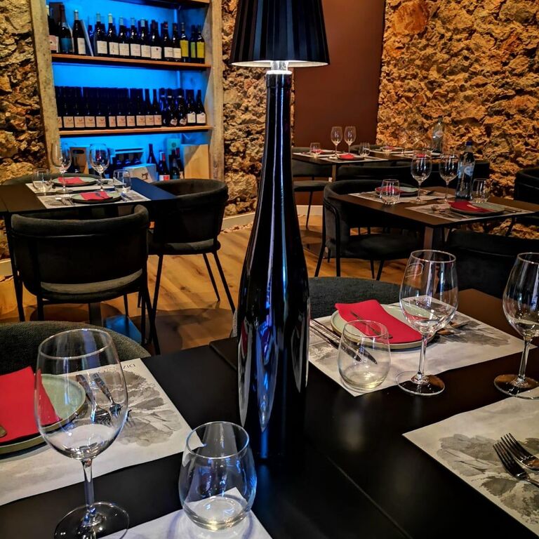 DizTinto Restaurant Wine Bar