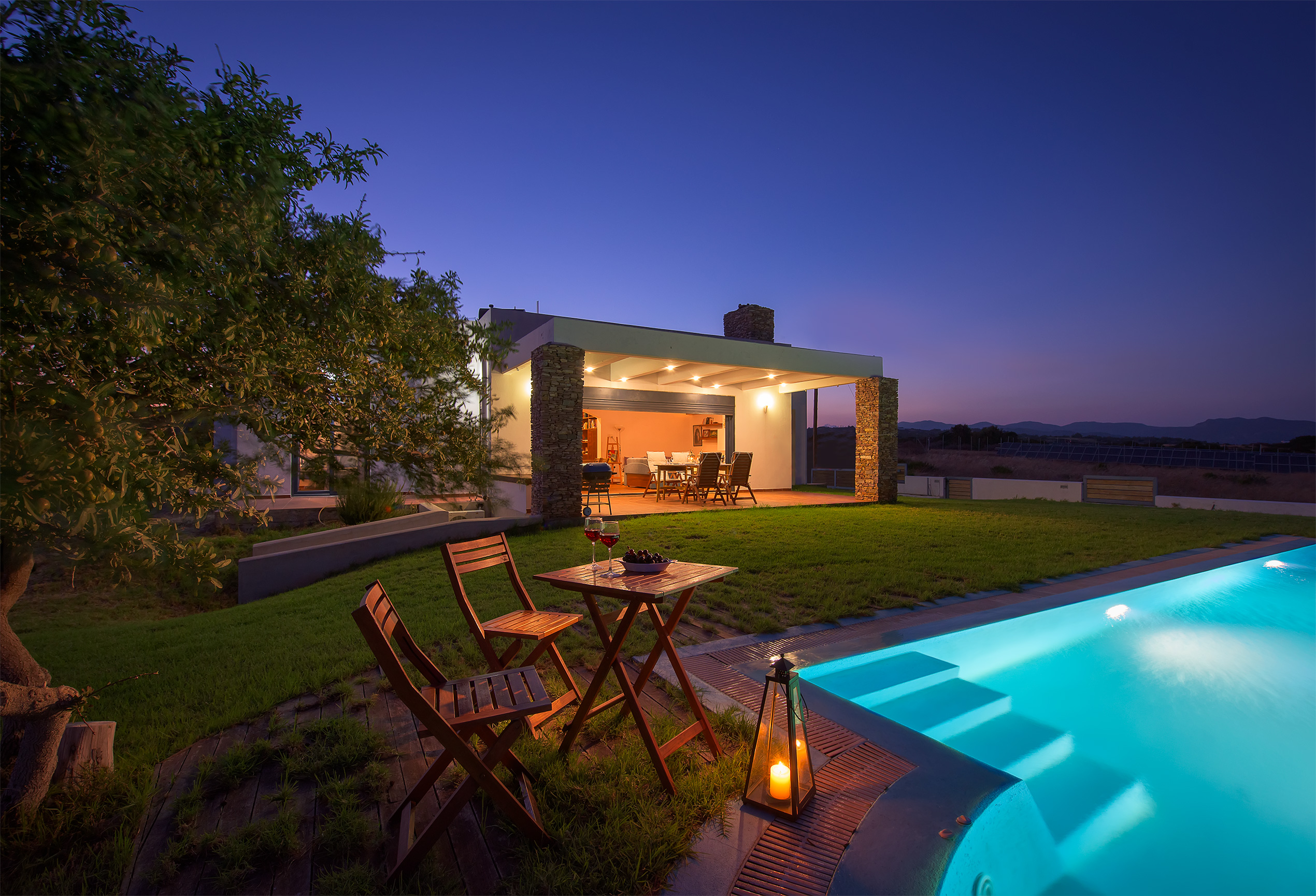 CRISTELIA SEAFRONT&POOL VILLA