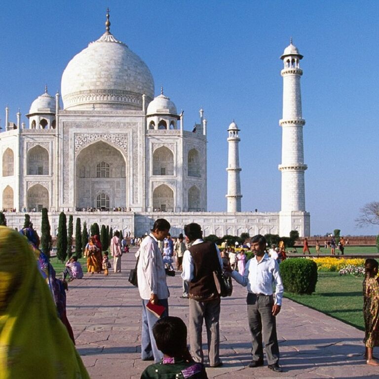 Tanishka Travel