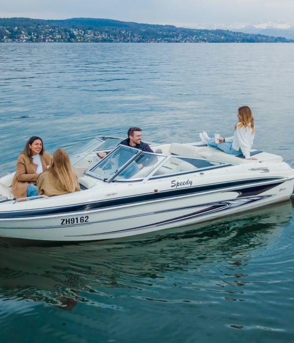 Blauer Peter GmbH - Motorboot