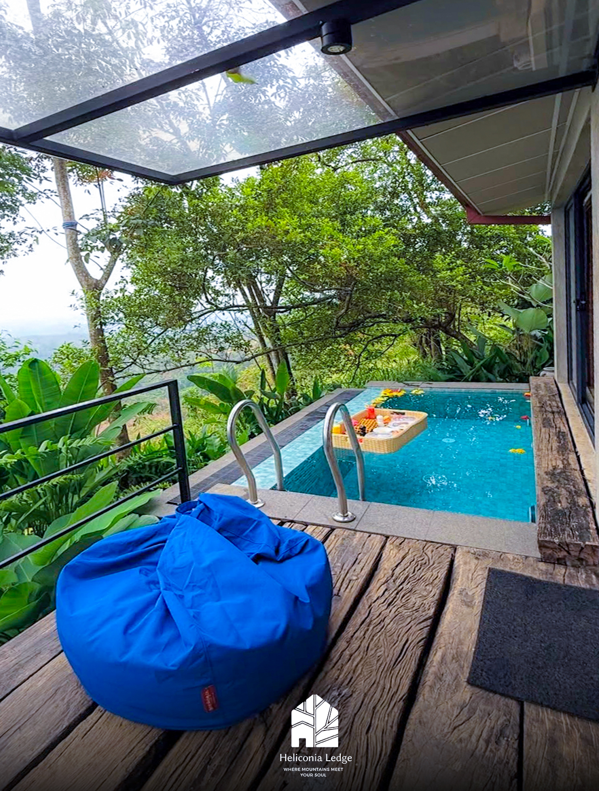 Heliconia Ledge