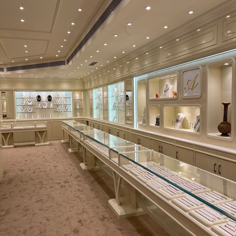 Antiquarian Jewels