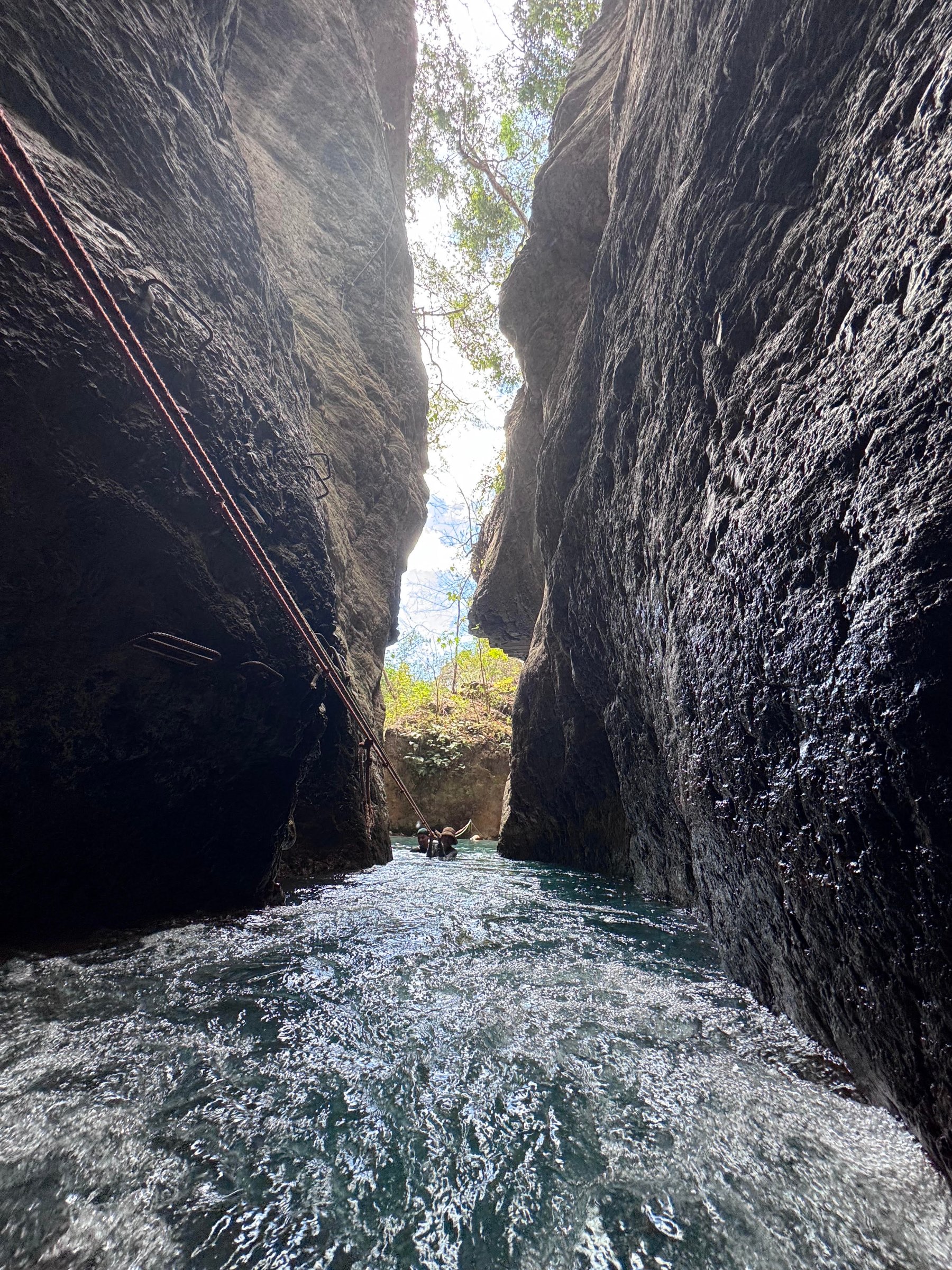 La Leona Waterfall hike