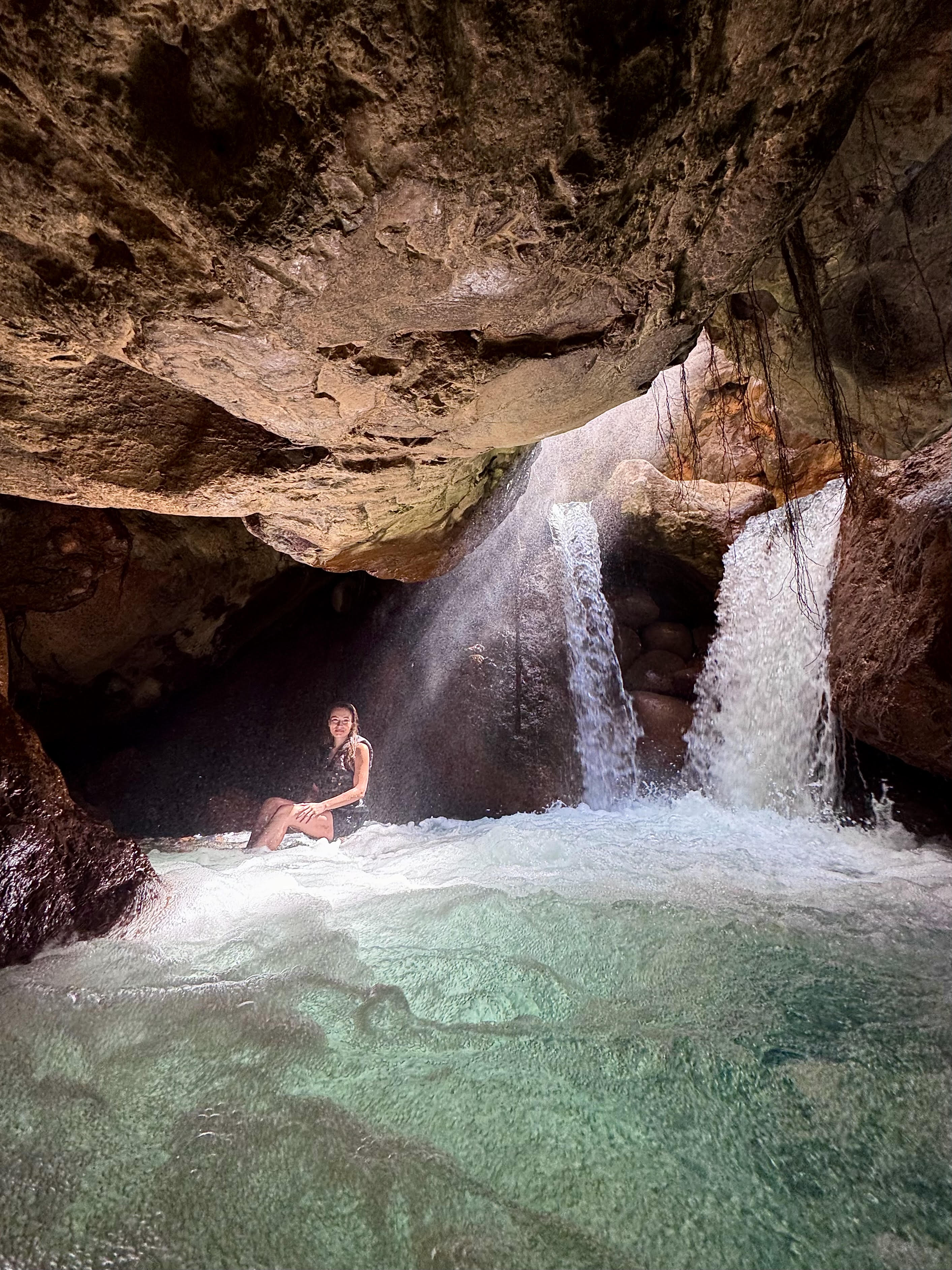 La Leona Waterfall hike